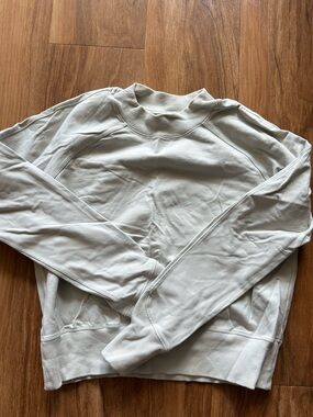 lululemon athletica light gray crewneck sweatshirt